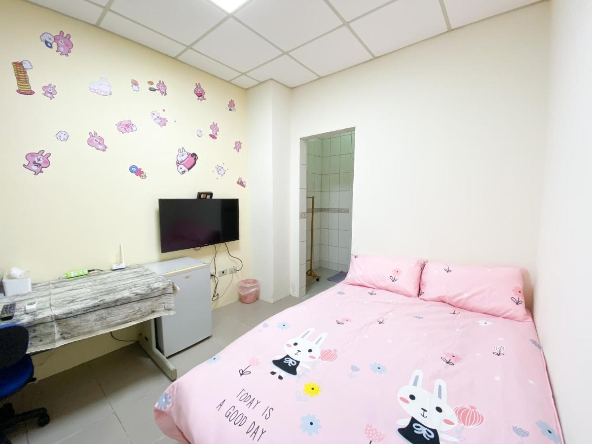 Tainan Da Ren Ju Lägenhet Exteriör bild