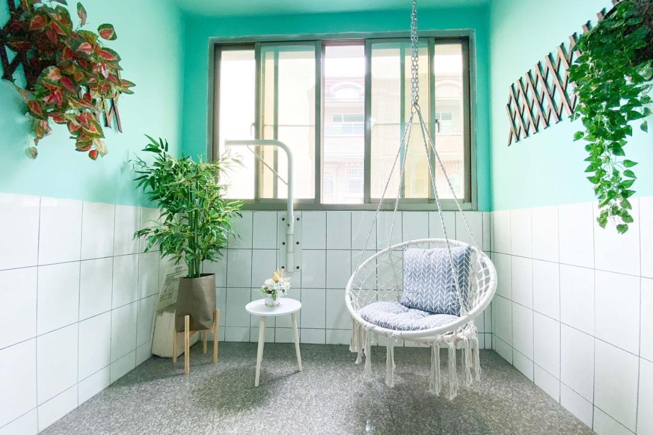 Tainan Da Ren Ju Lägenhet Exteriör bild