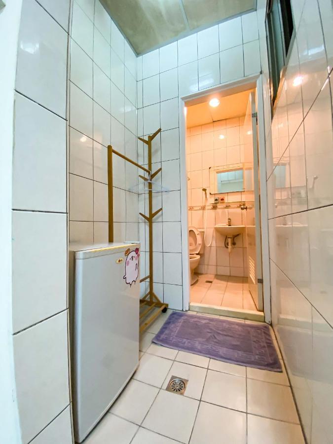 Tainan Da Ren Ju Lägenhet Exteriör bild